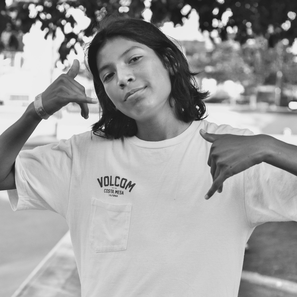 converse louie lopez