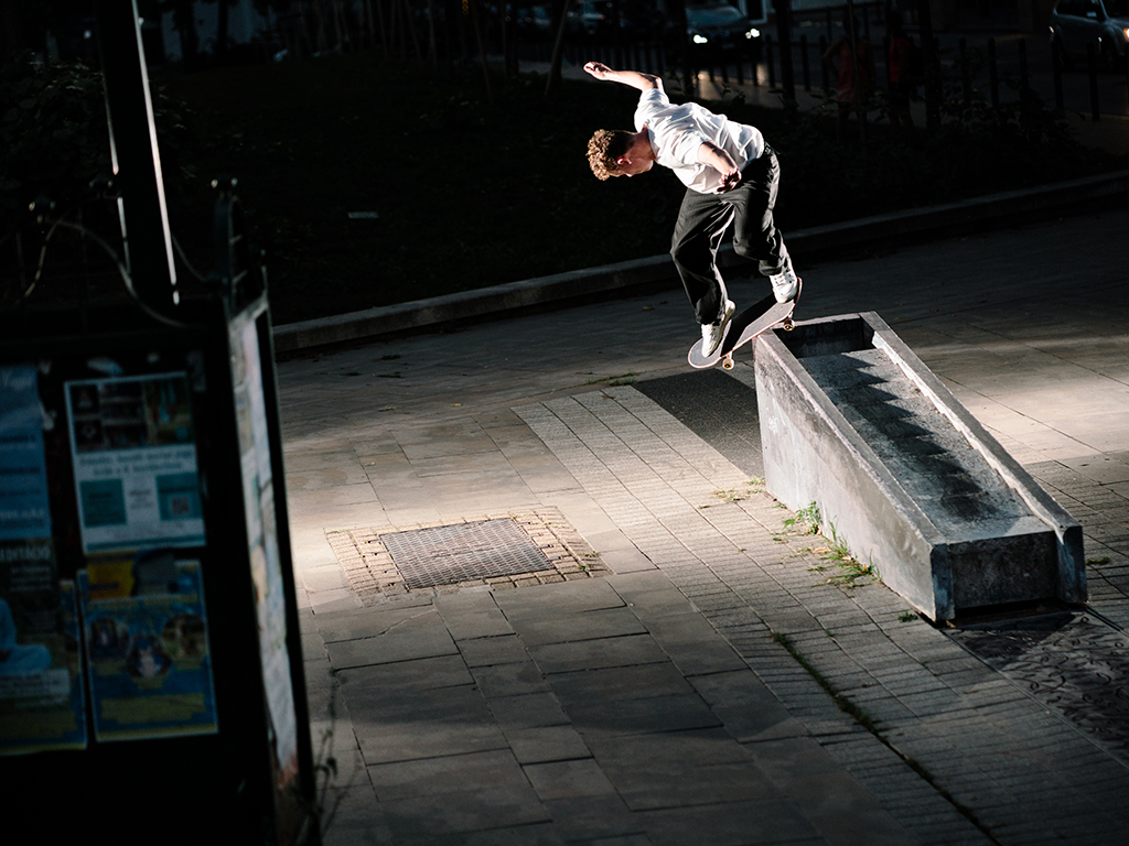 BUDAPEST /////// SKATEDELUXE place.tv